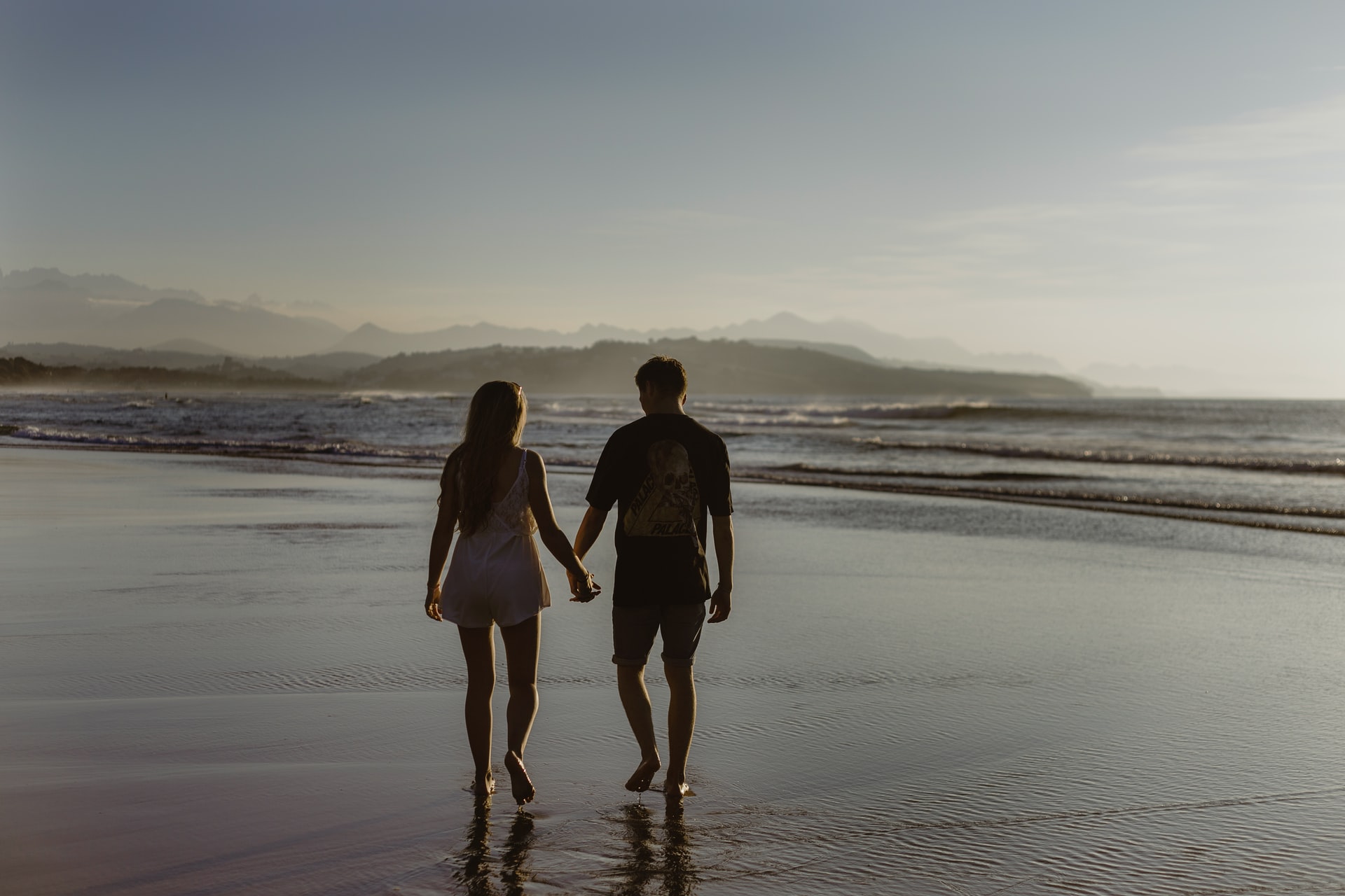 Phrasal verbs for relationships
